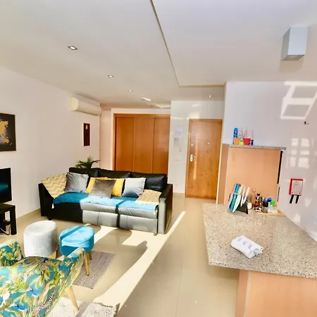Silver - For 4 Guests 150m From Apartman *