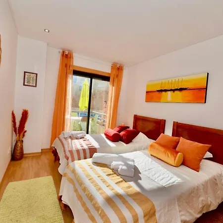 Silver - For 4 Guests 150m From Apartman *