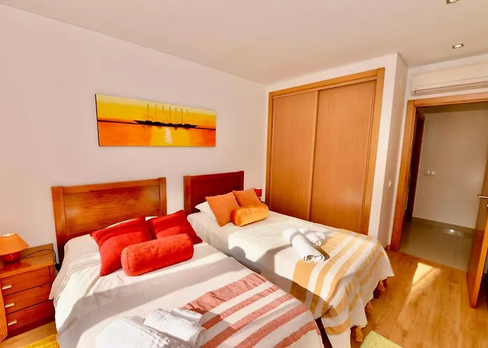 Silver - For 4 Guests 150m From Apartamento